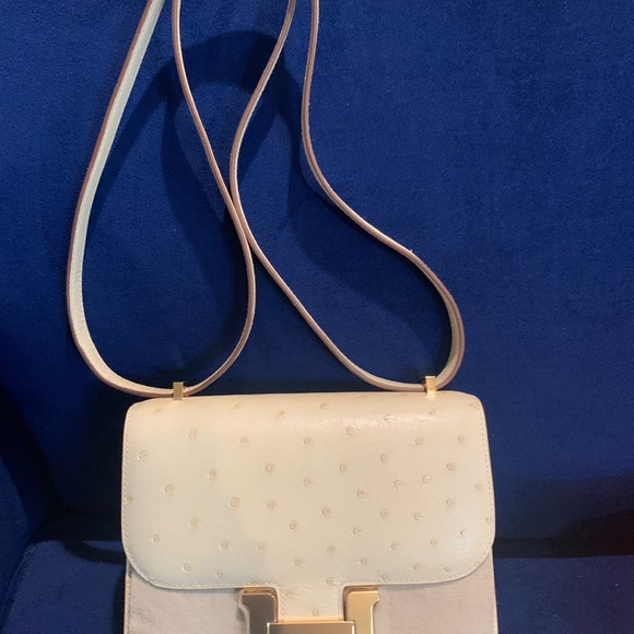 Hermes Constance 18 Nata in Exotic Ostrich. - Picture 4 of 11